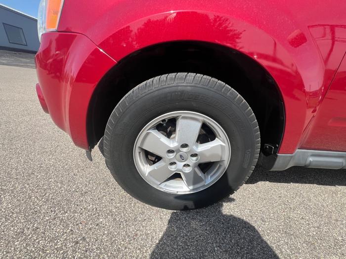 2011 ford escape xlt-4wd with 224138 miles for sale near savage, minnesota 61eb0bd5752e476f9ea748dec3702361.jpeg