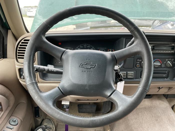 1999 chevrolet tahoe 4-door-4wd with 193393 miles for sale near elk-river, minnesota 61fda538f6454d57b4d9aad47be7e54b.jpeg