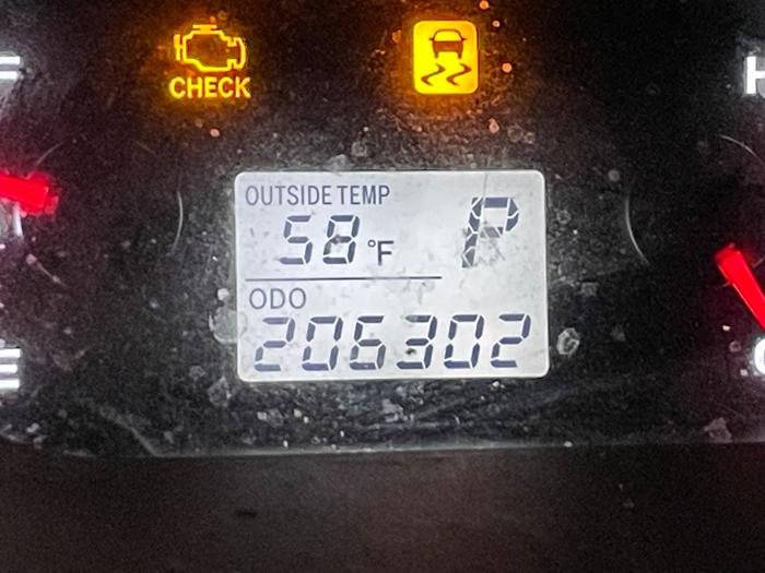 2010 toyota matrix fwd with 206303 miles for sale near elk-river, minnesota 62210299356d48dcb0afc9c48d26b984.jpeg