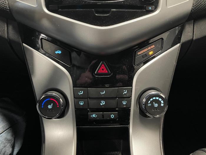 2015 chevrolet cruze 2lt with 145287 miles for sale near elk-river, minnesota 628d86e7ebe2428485094e246fe5101a.jpg