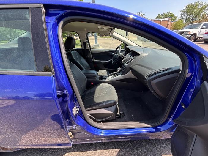 2014 ford focus se-sedan with 152315 miles for sale near savage, minnesota 62d9af86c5c546ccae1f2e4646f2972b.jpeg