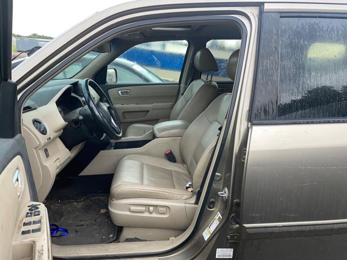 2009 honda pilot ex-l-4wd with 210834 miles for sale near elk-river, minnesota 62d9e5414983424292c7334fc6f982de.jpeg