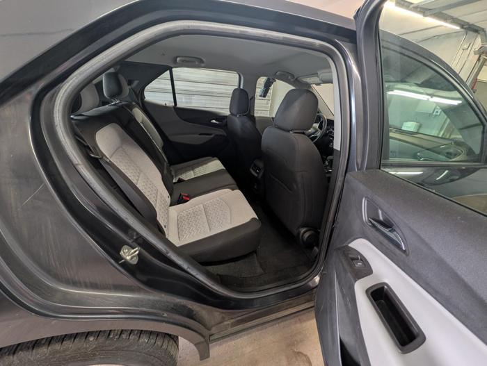 2022 chevrolet equinox ls-2wd with 170627 miles for sale near elk-river, minnesota 62ebc6dd31b24a68bb113011eabeb77a.jpg