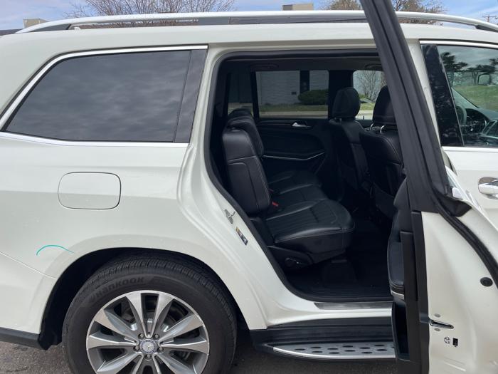 2013 mercedes-benz gl-class gl450-4matic with 111773 miles for sale near eden-prairie, minnesota 632c2b8fff204432ba249d0729c9be80.jpeg