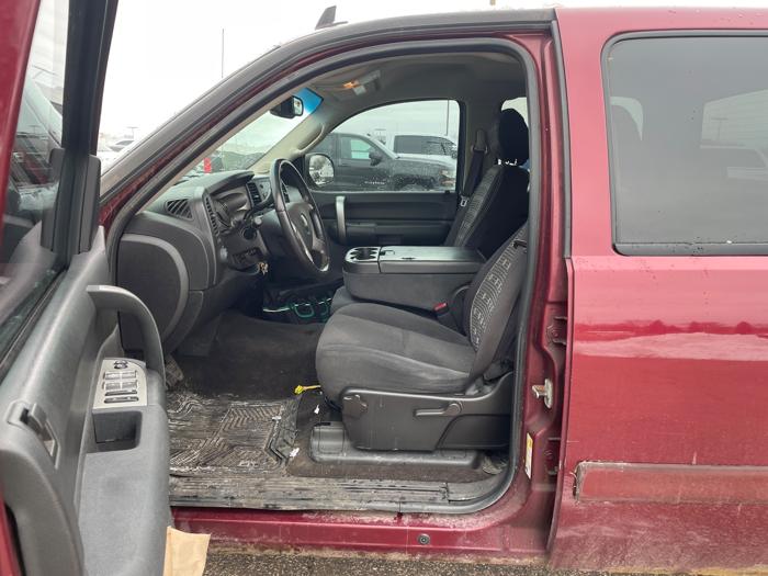 2008 chevrolet silverado-1500 ls-crew-cab-4wd with 200273 miles for sale near fridley, minnesota 632f1b4a9f95477d9d2f7f52e6537663.jpeg