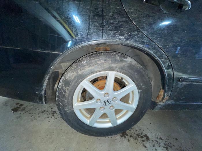 2004 honda accord ex-v6-sedan-at with 189894 miles for sale near elk-river, minnesota 636bd09e9842447695a4aa6fd86595bf.jpeg