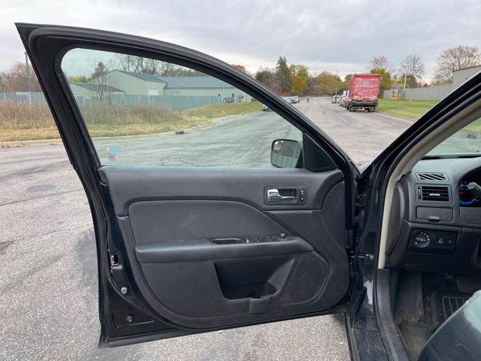 2011 ford fusion i4-se with 154257 miles for sale near elk-river, minnesota 636ca18d86e942358e40bc79c4df61c6.jpeg