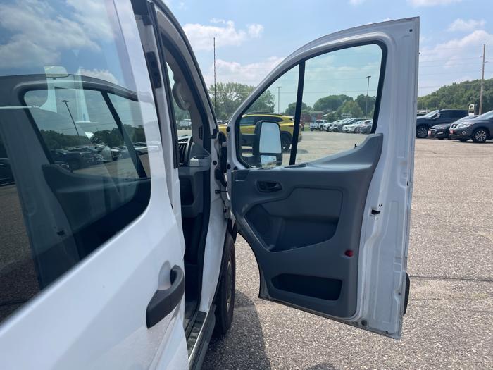 2015 ford transit 250-van-low-roof-w-sliding-pass.-130-in.-wb with 229412 miles for sale near annandale, minnesota 63982dcd46ca41ef94f25940ac67dbee.jpeg