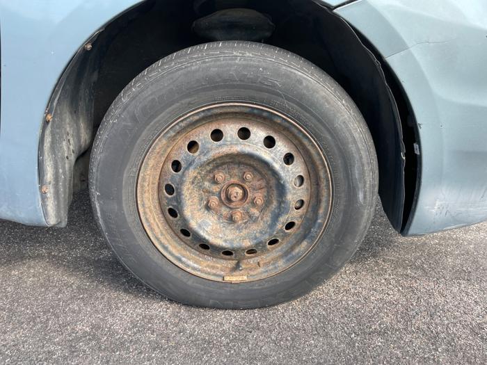 2006 toyota sienna le-7-passenger with 167195 miles for sale near elk-river, minnesota 63fd9368374c4b6c9e29f85999c9382a.jpeg