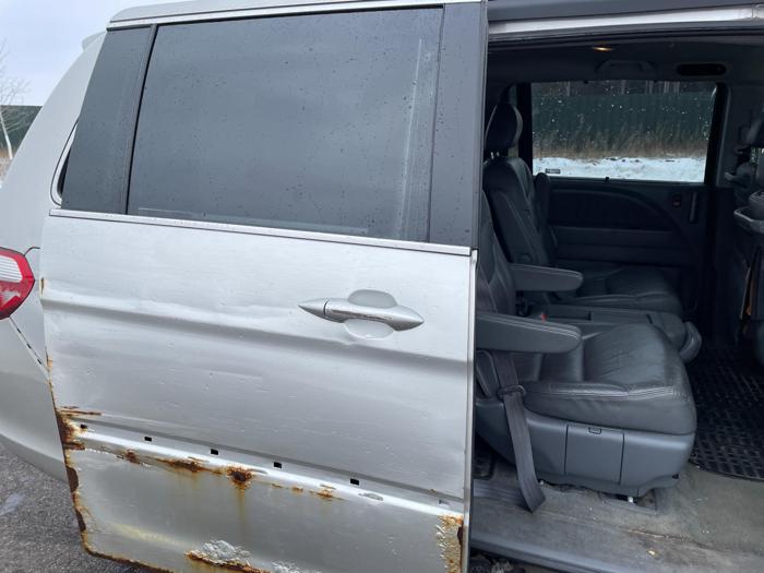 2006 honda odyssey ex-(with-leather) with 173298 miles for sale near elk-river, minnesota 6407ed000b6946539bdb5c5eaa81827d.jpg