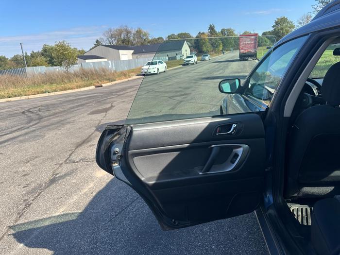2005 subaru outback 2.5i-wagon with 168221 miles for sale near elk-river, minnesota 6429808af15643f7a9acc44ff8b383a1.jpg