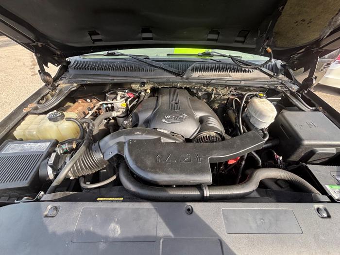 2006 gmc yukon-denali xl-awd with 316662 miles for sale near savage, minnesota 644502d6cae04d9eb1727ccf25ac2d06.jpeg