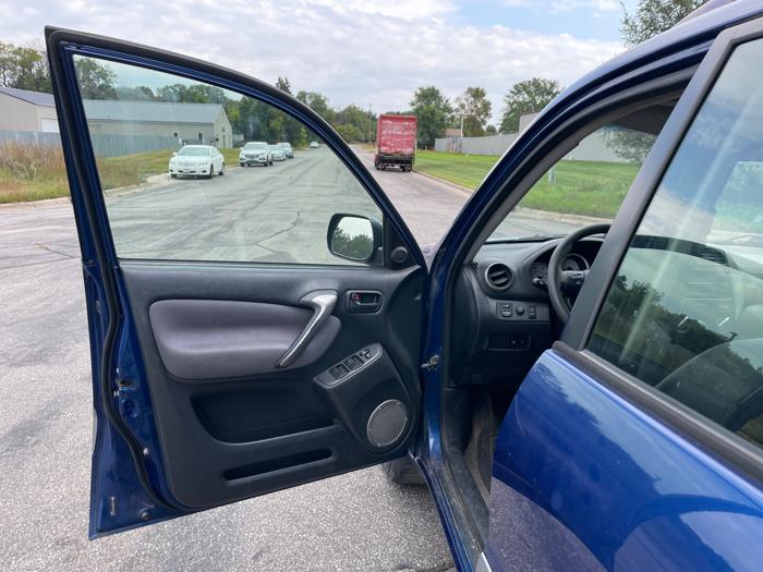 2005 toyota rav4 2wd with 174849 miles for sale near elk-river, minnesota 644c2c31202b4ad69241584caaf4f5af.jpeg