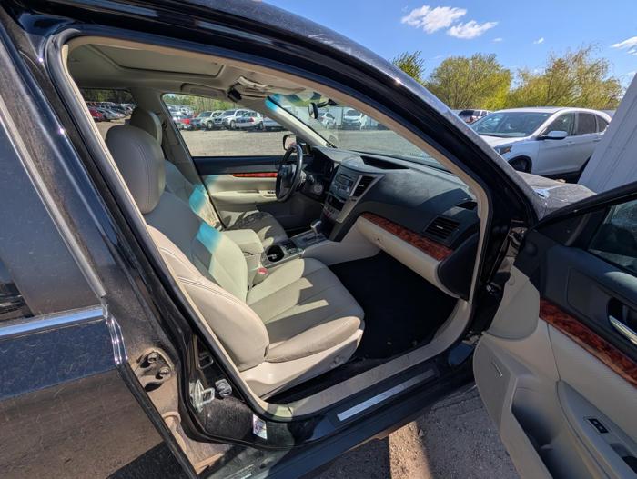 2010 subaru outback 3.6r-limited with 209415 miles for sale near elk-river, minnesota 6476aad622c9465bbb0b79febb939494.jpg