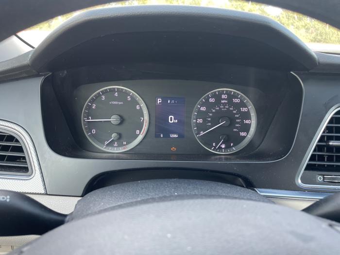 2016 hyundai sonata se with 120647 miles for sale near rochester, minnesota 647bf94951d240598b7beee32dcfdf35.jpeg