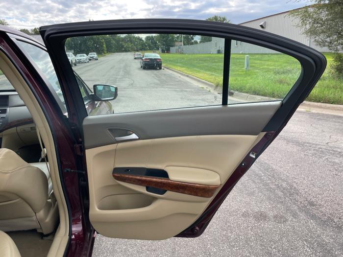 2009 honda accord ex-l-v-6-sedan-at with 78351 miles for sale near elk-river, minnesota 64b1ab21e2f6471b8262809683cf10fd.jpeg