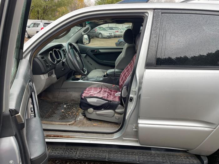 2004 toyota 4runner sr5-4wd with 157336 miles for sale near elk-river, minnesota 64ce9d323d244e899ba8f72010391b33.jpeg