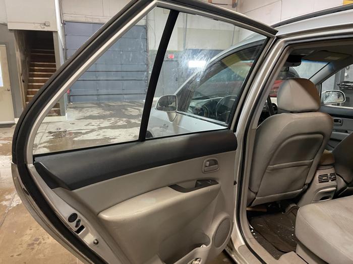 2007 kia rondo lx with 200939 miles for sale near elk-river, minnesota 64e6463870e943839f1997a1162a2f85.jpg