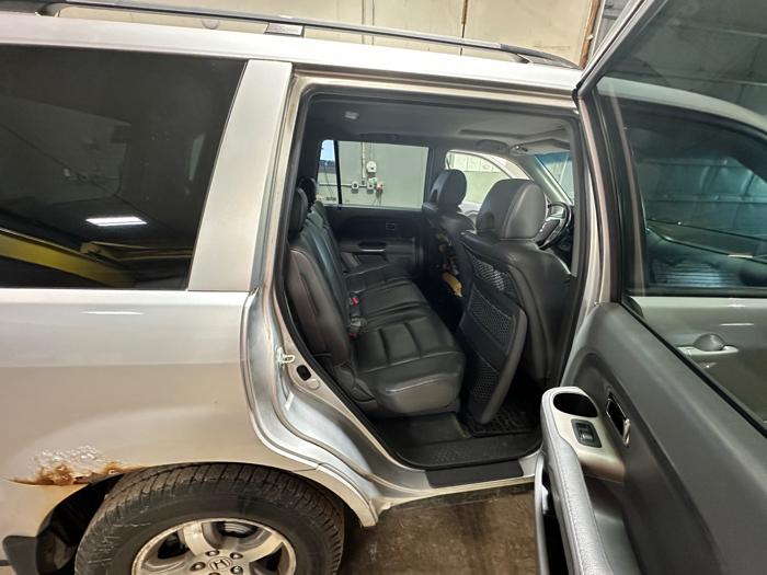 2007 honda pilot ex-l-4wd with 218626 miles for sale near elk-river, minnesota 6505567f0de74630a81032285fcc0334.jpeg