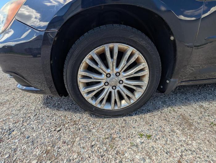 2011 chrysler 200 with 160270 miles for sale near elk-river, minnesota 65835d4286634d3dbbd949f0758d9a93.jpg