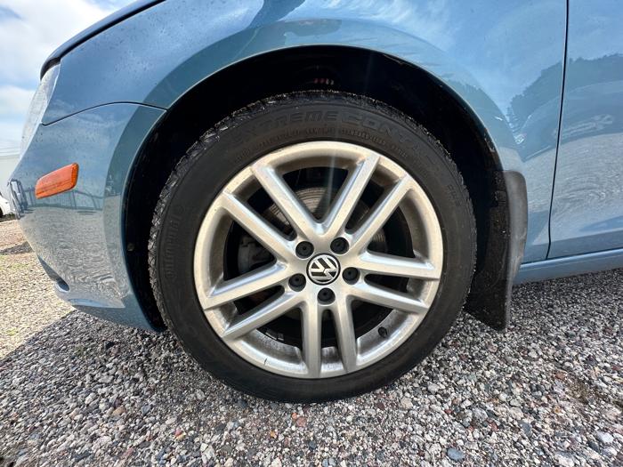 2010 volkswagen eos lux with 77575 miles for sale near elk-river, minnesota 658f3f0f507641de88125ba90e37cd78.jpeg