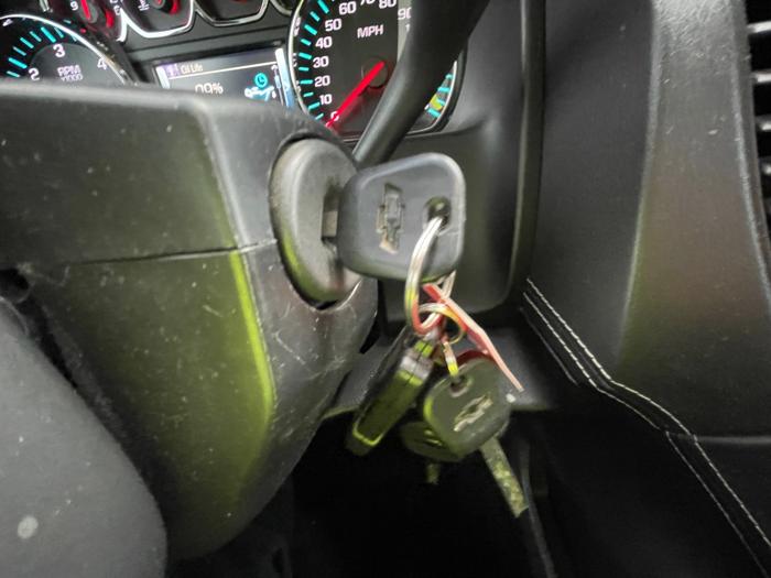 2016 chevrolet suburban lt-4wd with 199175 miles for sale near rochester, minnesota 65a48a8d6e27444dba0a0a4835c34349.jpeg