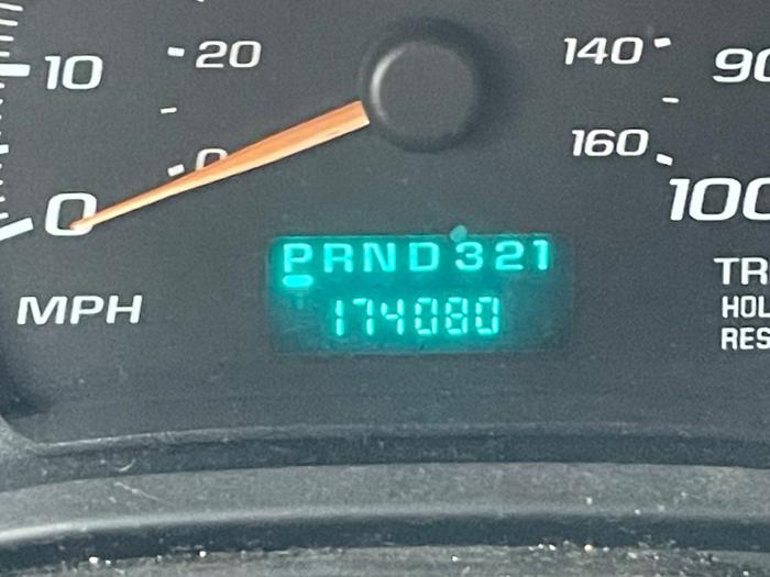 2004 chevrolet express 2500-cargo with 174080 miles for sale near new-hope, minnesota 65bd3adf2f5f4e5d96ff1b57efddee75.jpeg