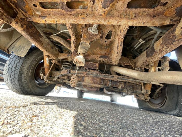 2004 gmc yukon slt with 233066 miles for sale near fridley, minnesota 65e64b51323342d89262a76d23cf276d.jpeg