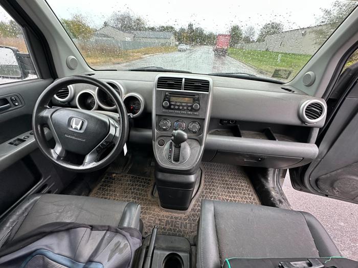 2004 honda element ex-4wd-at-w--front-side-airbags with 275162 miles for sale near elk-river, minnesota 65f6440a08fb4839aa23cb1e519c79b4.jpg
