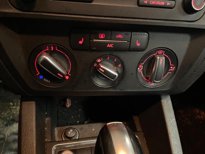 2015 volkswagen jetta se with 88456 miles for sale near elk-river, minnesota 6602affab2a34682bd5ca0246723b740.jpg