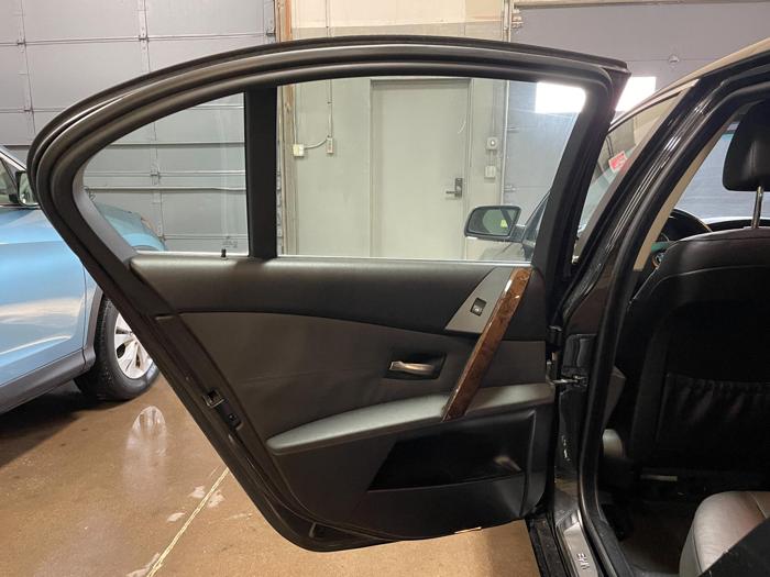 2006 bmw 525xi with 133508 miles for sale near elk-river, minnesota 661b3afcc642471f8c0b7cf563f1baf8.jpg