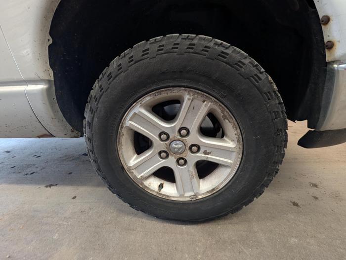 2006 dodge ram-1500 laramie-4wd with 130207 miles for sale near elk-river, minnesota 662b929631d4492e9f757705f9ac293b.jpg