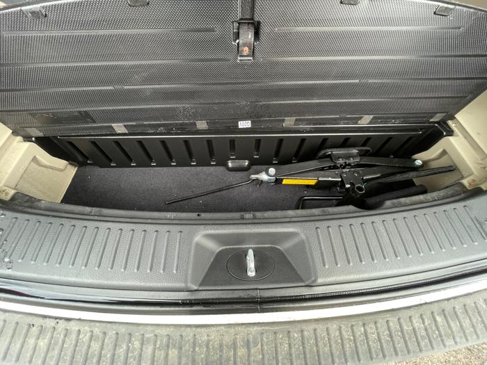 2014 kia sorento ex-v6-2wd with 62812 miles 66316e83e40640cdaebefdfd713e9c13.jpeg