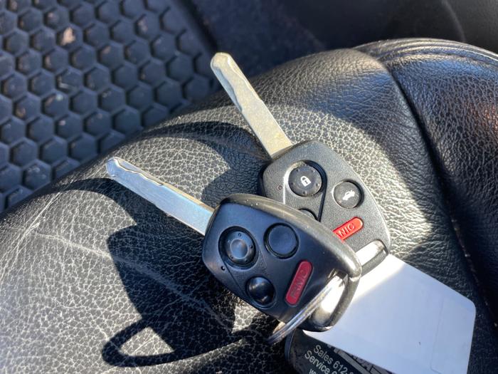 2007 honda accord ex-l-v-6-sedan-at-with-navigation with 90746 miles for sale near elk-river, minnesota 665f19a1ec43450981494a9e27e2aa79.jpeg