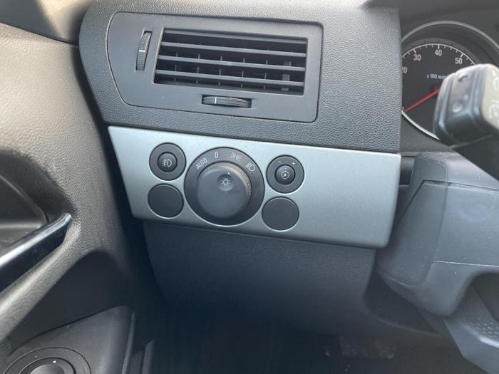2008 saturn astra xr with 128881 miles for sale near elk-river, minnesota 668260e7e36a4493abc7fb3035f82a00.jpg