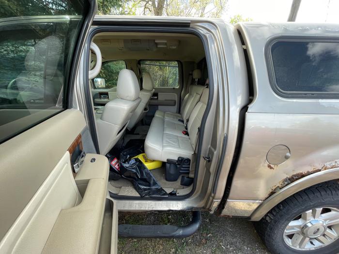 2004 ford f-150 xlt-supercrew-4wd with 196806 miles for sale near columbus, minnesota 66847a96e01b4dabb85f15511630c323.jpeg