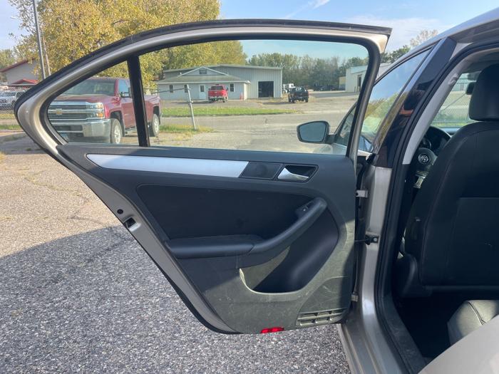 2013 volkswagen jetta se with 158676 miles for sale near annandale, minnesota 66898ba5c6aa455ba7472ab5ab30f843.jpeg