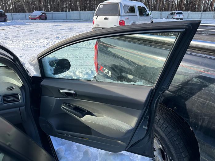 2009 honda civic lx-sedan-5-speed-at with 123359 miles for sale near elk-river, minnesota 6692fb6d192d4761b64de1fd41c941eb.jpeg