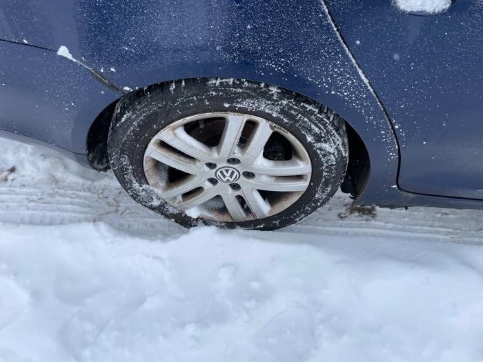 2007 volkswagen jetta 2.5l-w--pkg.-1-&-sunroof with 197375 miles for sale near elk-river, minnesota 669d634f107341cc9585528340601c00.jpeg