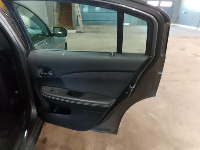 2012 chrysler 200 s with 143318 miles for sale near elk-river, minnesota 66acc69f0b634245b85231e120f00f02.jpg