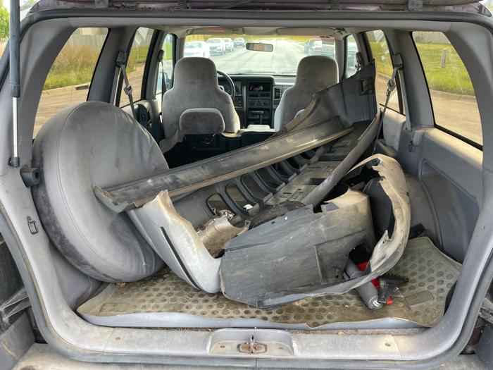 1994 jeep grand-cherokee se-4wd with 166873 miles for sale near elk-river, minnesota 66b98dca485c4153a16722b99aa83bd8.jpeg