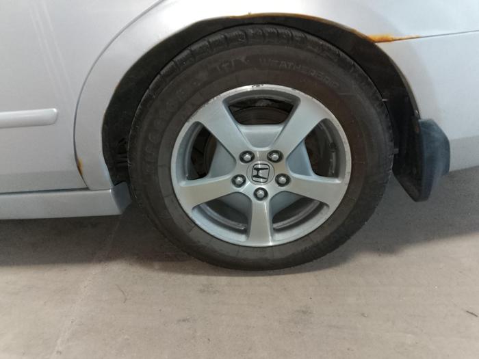 2005 honda accord-hybrid v6-5-speed-at with 202413 miles for sale near elk-river, minnesota 66d3c992da614ce1a9bac09d63cb307c.jpg