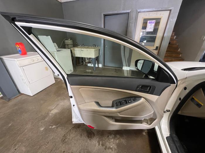 2011 kia optima lx-at with 154399 miles for sale near elk-river, minnesota 66d4a1f483df48a9b5feed4989e8a921.jpeg