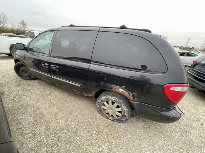 2005 chrysler town-and-country touring with 266893 miles for sale near elk-river, minnesota 66ed288fc2c040169ddce273cf346411.jpg