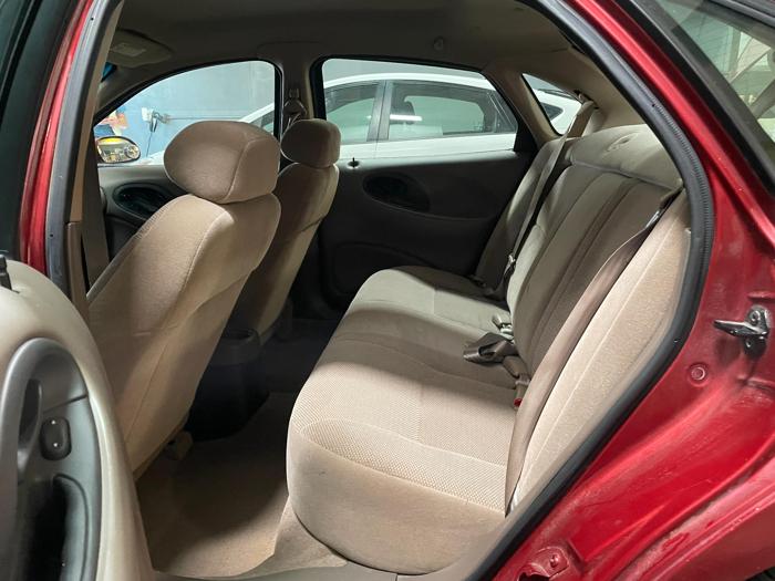 1999 Ford Taurus