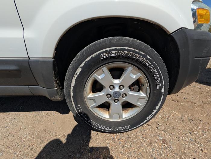 2005 ford escape xlt-4wd with 181896 miles for sale near elk-river, minnesota 6746856f1f1f490d8635f13bff929542.jpg