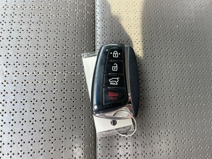 2013 hyundai santa-fe sport-2.4-awd with 178103 miles for sale near burnsville, minnesota 679f4f98702949c7b803612d279b7fcc.jpeg