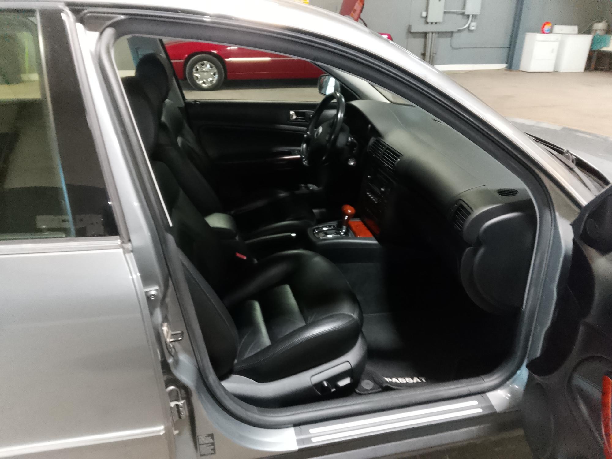 2003 volkswagen passat glx with 117120 miles for sale near elk-river, minnesota 67a8881df8734b0c9a3c8ed20ca9678f.jpg