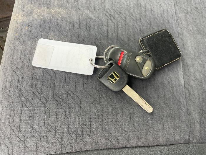 2004 honda civic-hybrid sedan-with-cvt with 159493 miles for sale near elk-river, minnesota 67d243e2e1ee4ff3a47c7ebd3bd66af2.jpeg