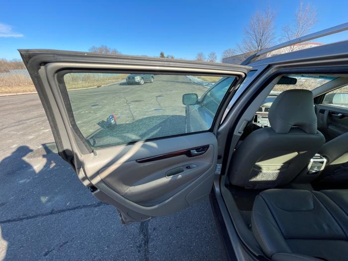 2005 volvo xc70 cross-country with 97523 miles for sale near elk-river, minnesota 67fbbbf90ee948c5b12901dab3ee94cd.jpeg